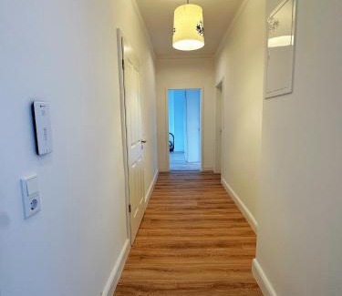 Moers Apartment | Zentralmoers 140m2 Hbf Nah