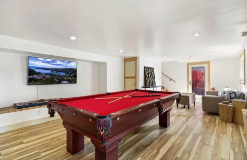 Skyland House | Zephyr Cove Zen - Hot Tub & Summer Pool