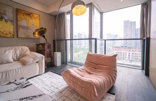 Zhabei Apartment | ZHome-Luxury Three-bedroom Suite-Near the Bund