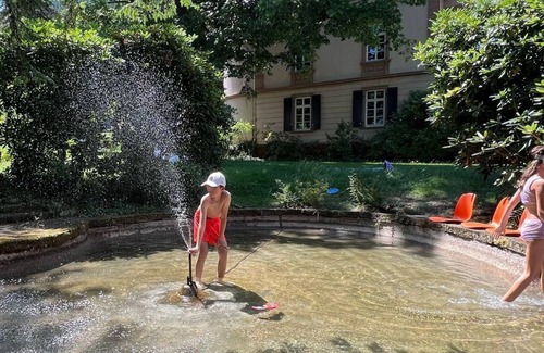 Neustadt-Stadtmitte Apartment | Zimmer 1, Dusche, WC, Erdgeschoß/parterre - Villa Antica
