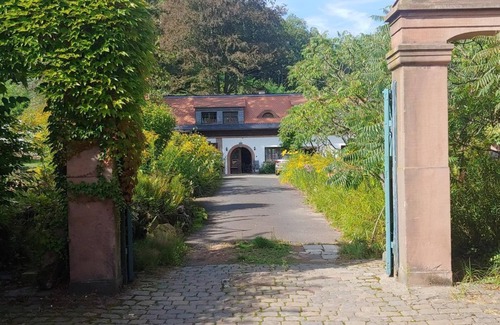 Neustadt-Stadtmitte Apartment | Zimmer 1, Dusche, WC, Erdgeschoß/parterre - Villa Antica