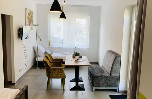 Adelheidsdorf House | Zimmer Adelheid