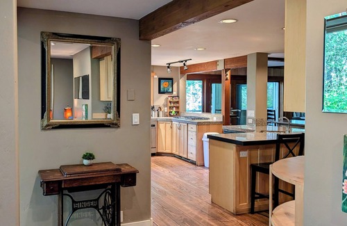 Hailey House | Zinc Spur, Spacious Private Retreat, Great for family events, Pet Friendly!