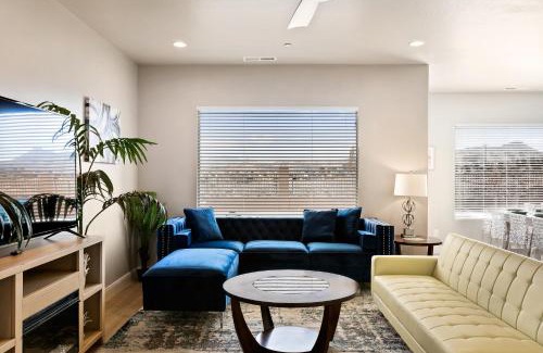 Hurricane House | Zion Village Water & Air, Private Heated Pool and Hot Tub