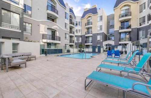 Marina del Rey Apartment | Zircon Zen - Quiet retreat 2BR Pool, Jacuzzi Marina