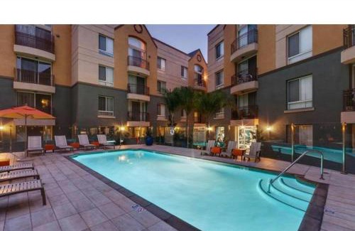 Marina del Rey Apartment | Zircon Zen - Quiet retreat 2BR Pool, Jacuzzi Marina