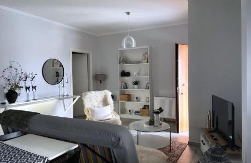Almopia Apartment | Zoe's House