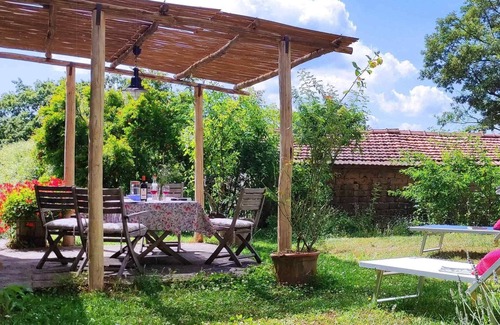 Roccalbegna House | Zolferate: peaceful romantic cottage with private garden