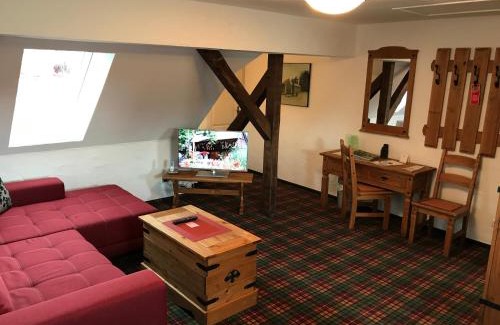 Burg-Kauper Hotel | Zum Schlangenkönig