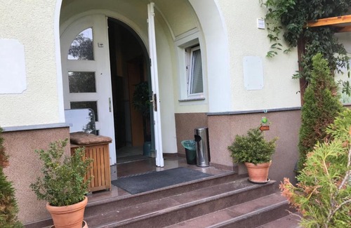 Meerane House | Zur alten Schule