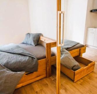 District 2 Apartment | Zurich City Center Apartments next to Zurich HB Main Train Station LA - Self Checkin