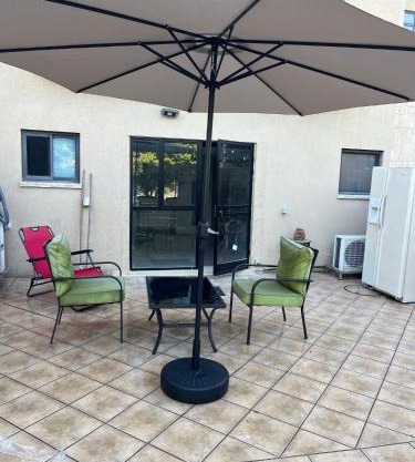 סוויטה במושב פסטורלי רומנטי ושקט