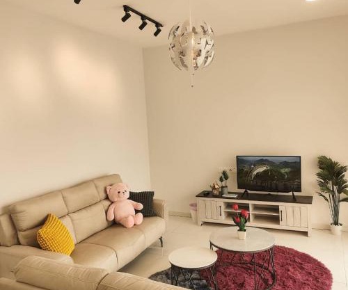 金海湾@DangaBay YI JIA Homestay3房2厕顶楼豪华版4-12人适合家庭入住