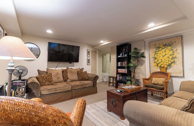 #1 Beautiful 2 BR Suite Uptown Audubon Riverside