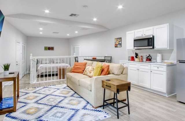 1 Bed 1 Bath -- Built 1949 Renovated 2021