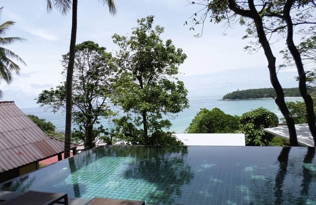 1 bed close to Kata beach F1