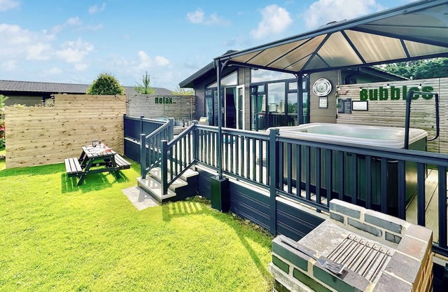 1 bedroom accommodation in Raywell, Beverley