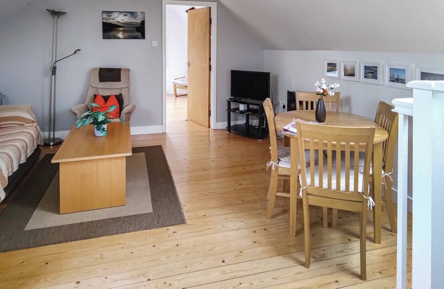 1 bedroom accommodation in Upton