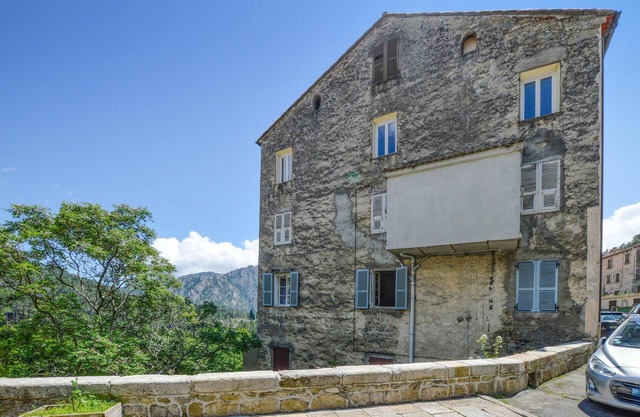 1 bedroom amazing apartment in Ghisoni
