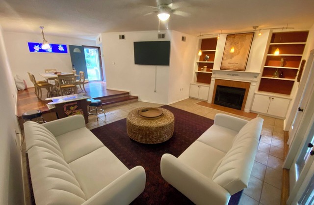 10 miles to beachn3 story townhouse nCreek and deck in backyardnWasher/Dryer