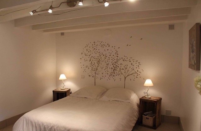 10 MINUTES FROM THE CENTER OF BLOIS, BRIGHT NEW APARTMENT,