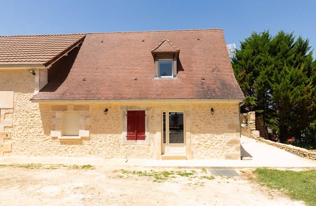 100m2 farmhouse cottage