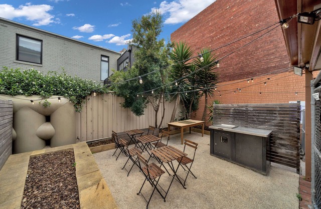 113 Hoddle
