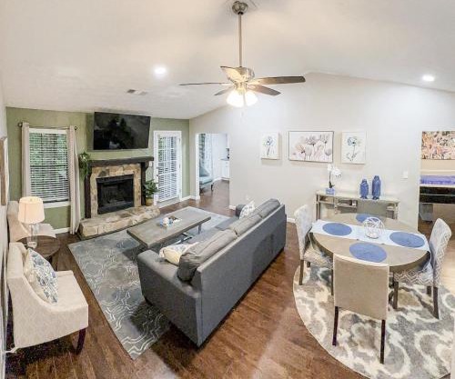 12 Guest! King Bed Near ATL Gameroom Yard with Deck
