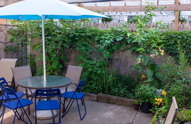 16 Beds: Groups, Wedding, Grads, Gathering Space!