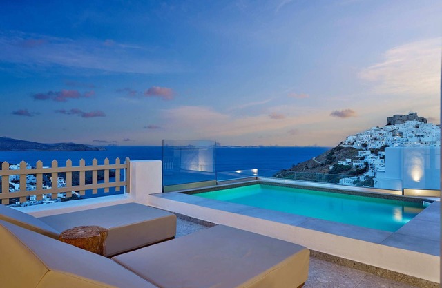 160 m2 Villa with Private pool & Sea View