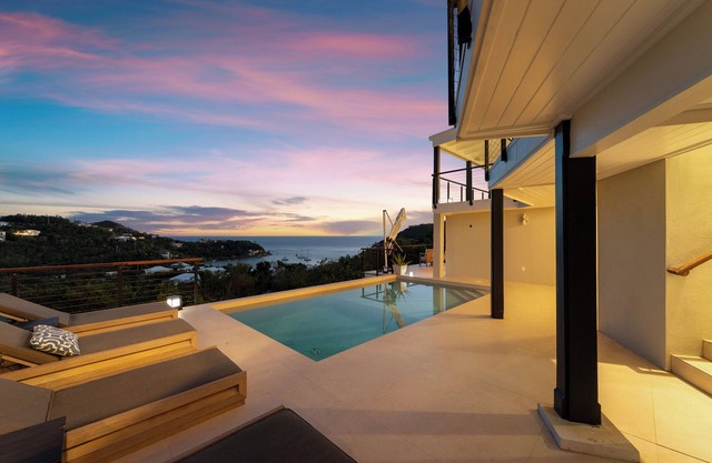 180 Degree Ocean Views, Private Pool Villa, 4 Master Suites, Chef’s Kitchen