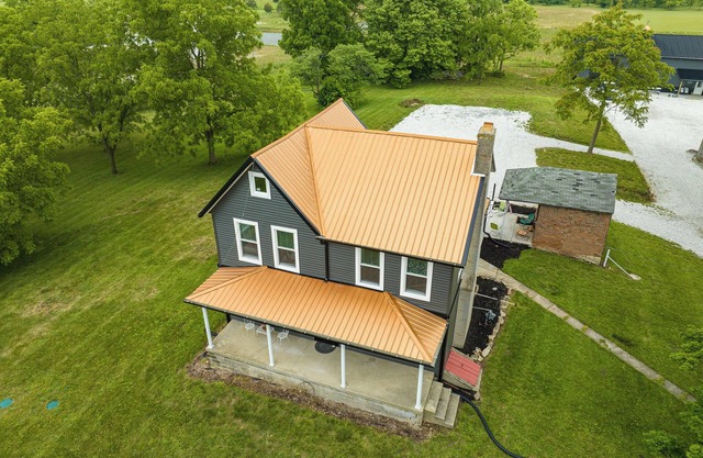 1890’s fully renovated farmhouse on a U Pick flower farm.