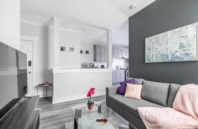 1BR Apt in Hamilton's Best Neighbourhood