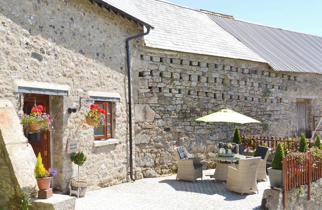 2 bedroom accommodation in Ilsington, near Newton Abbot