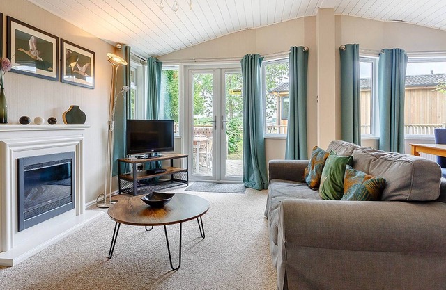 2 bedroom accommodation in Cotswolds