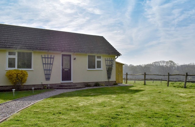 2 bedroom accommodation in Cowbeech, near Hailsham