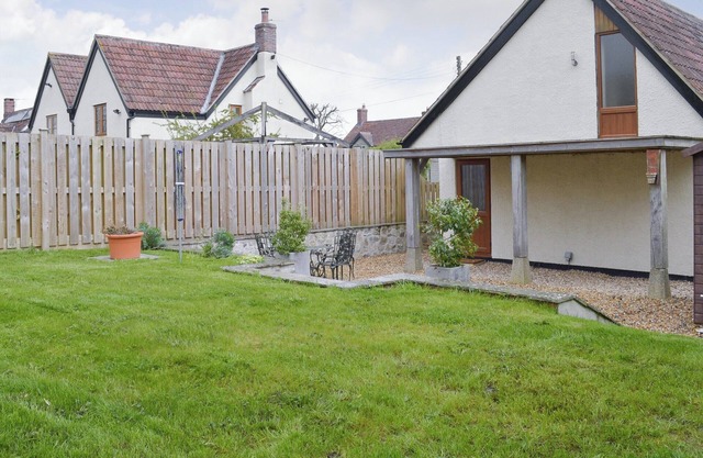 2 bedroom accommodation in Wedmore, near Cheddar