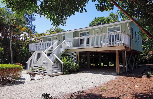 2 bedroom accommodation in Captiva