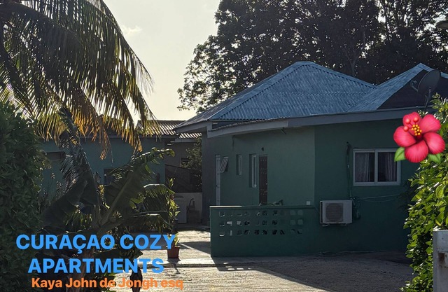 2-bedroom apartment in cool Willemstad with AC