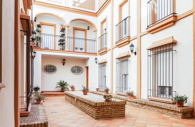 2 bedroom beautiful home in Carmona
