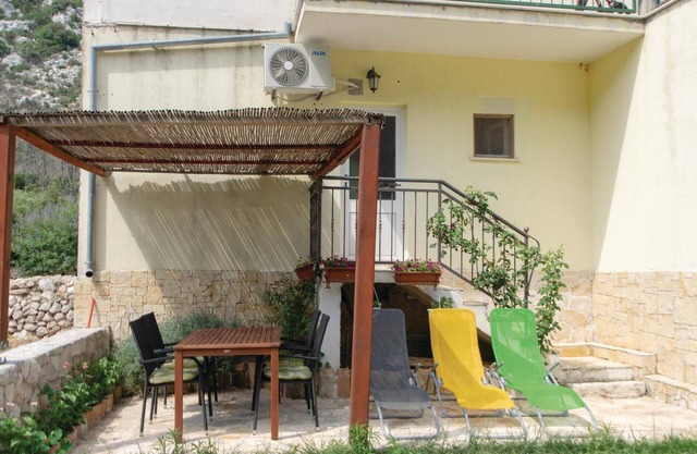 2 bedroom cozy apartment in Trstenik