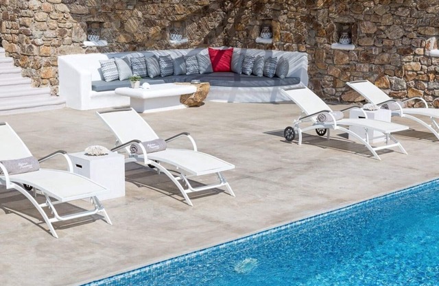 2 Bedroom Villas with Private Pool and sea view