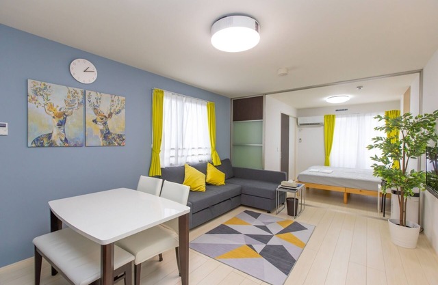 2 bedrooms in the 40 Westernstyle room which can be used by 2 families/Hashima Gifu