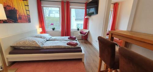 2 Great Apartment near Hans Albers Platz