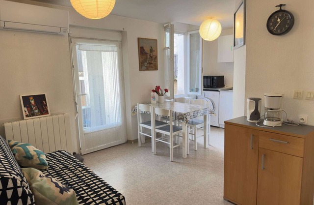 2 rooms 43m2 - 1 bedroom - city center - Quiet area