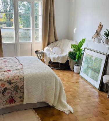 2 rooms with garden