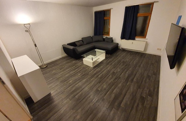 2 Zimmer Wohnung neben der Burg
