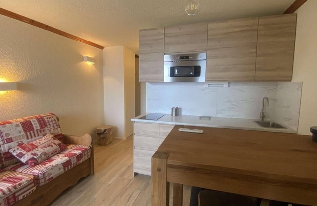 250m from shops, 3rd floor, tv, ski locker, 23m², Alpe d'Huez