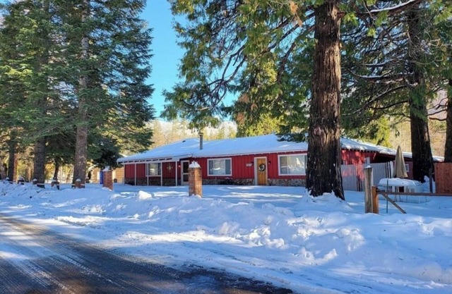 2800 sq. Foot, Scenic Mountain View, National Forest, 1 story, Family & Pets