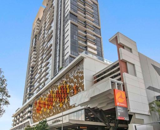2Bedroom Exec Apt near Suncorp Free Carpark